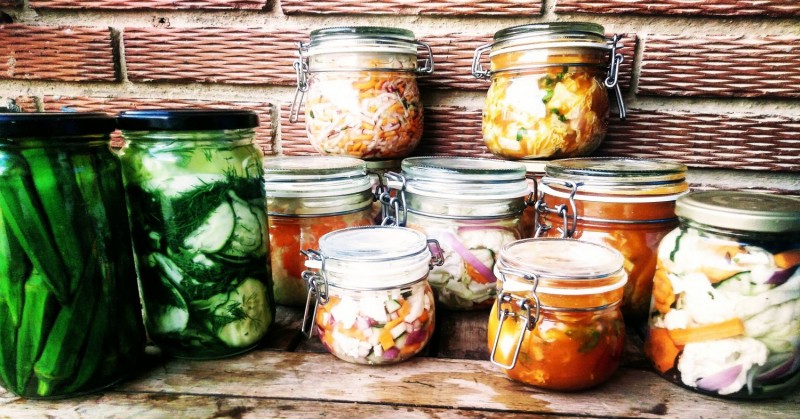 TALLERES DE ALIMENTACIÓN SOSTENIBLE : FERMENTOS DEL MUNDO