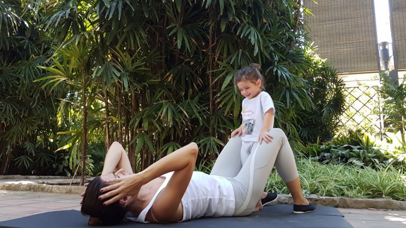 IOGA EN FAMILIA AL BOT&Agrave;NIC